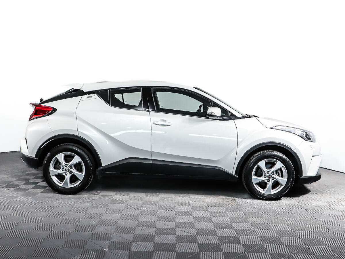 Купить Toyota C-HR, 2018, 52 185 км, фото №4