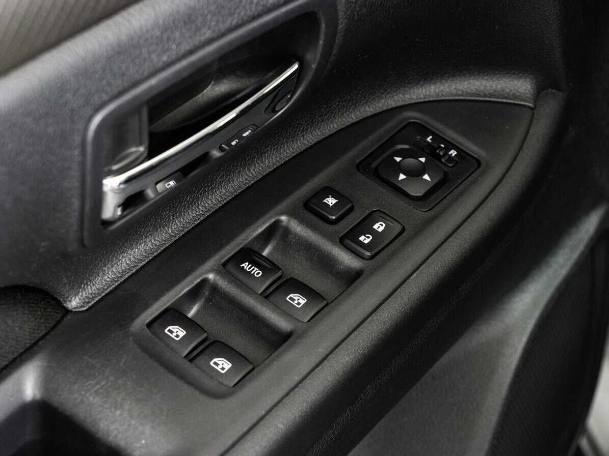Купить Mitsubishi Outlander, 2016, 145 837 км, фото №11