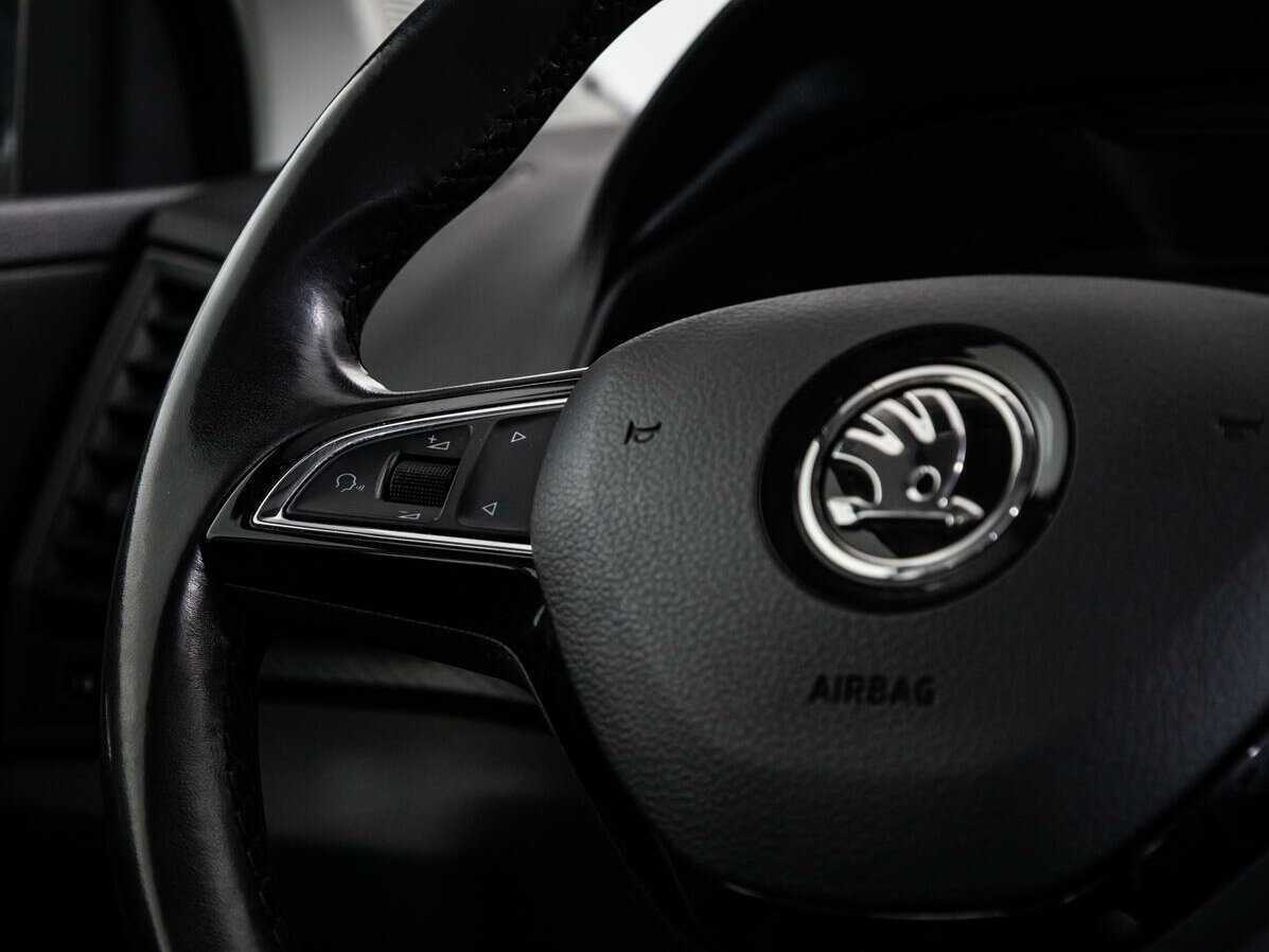 Купить Skoda Karoq, 2020, 92 200 км, фото №13