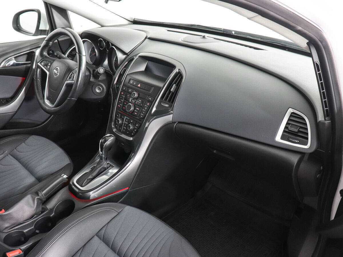 Купить Opel Astra, 2013, 124 725 км, фото №10
