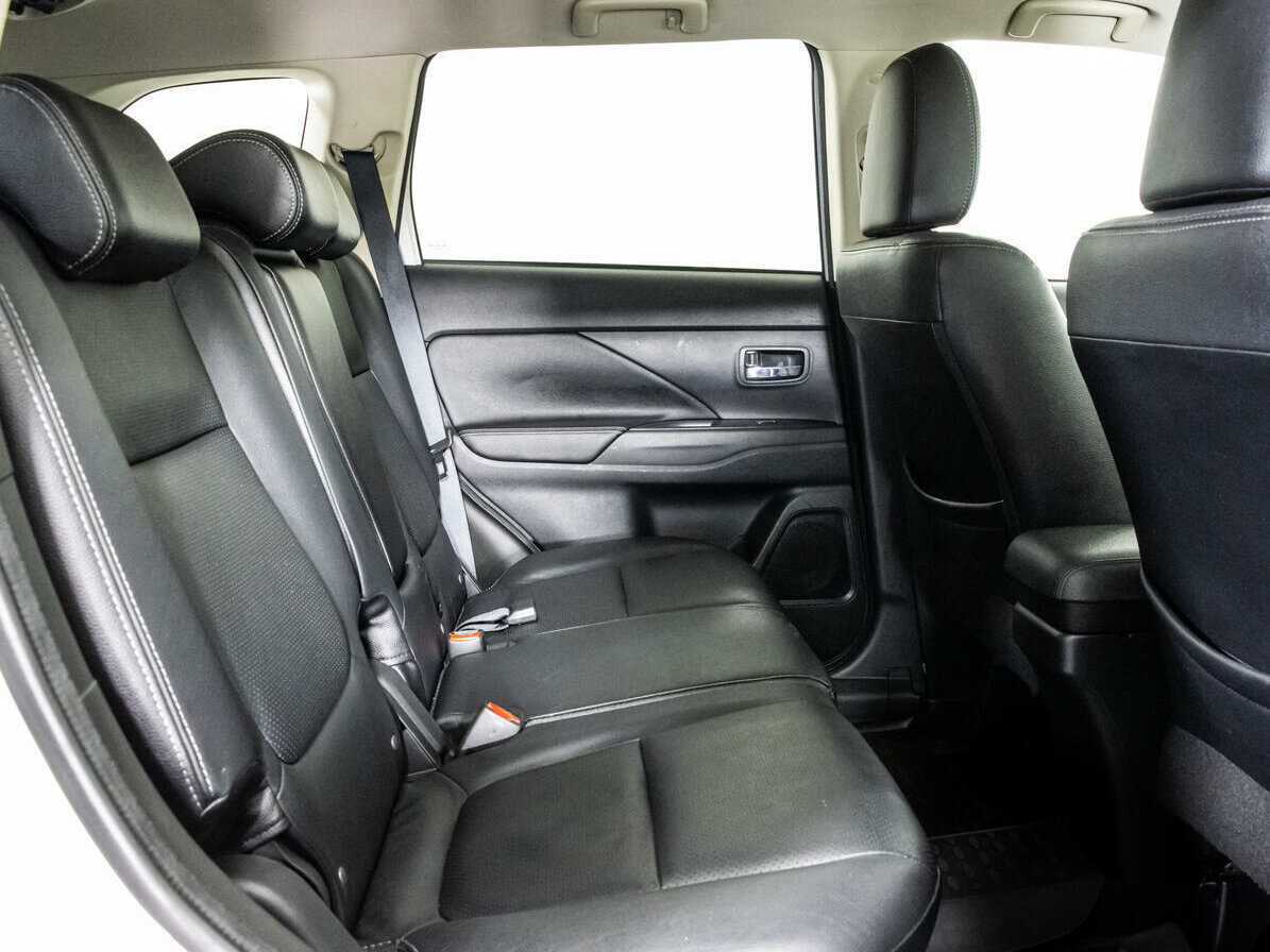 Купить Mitsubishi Outlander, 2018, 156 573 км, фото №14