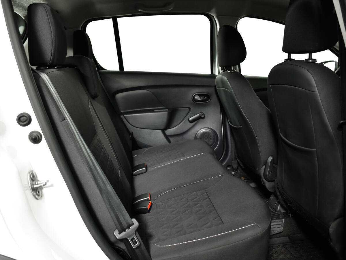 Купить Renault Sandero Stepway, 2017, 72 930 км, фото №8