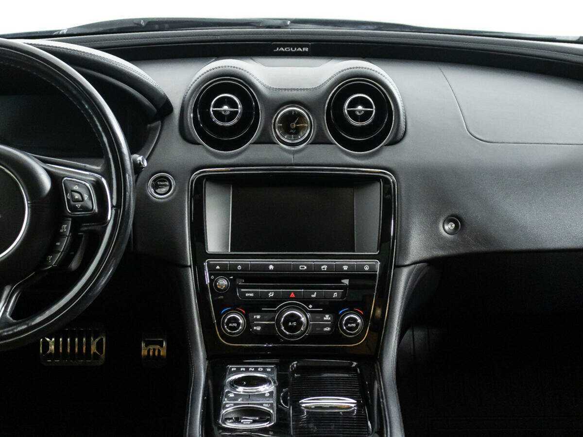 Купить Jaguar XJ LWB Long, 2016, 141 280 км, фото №14