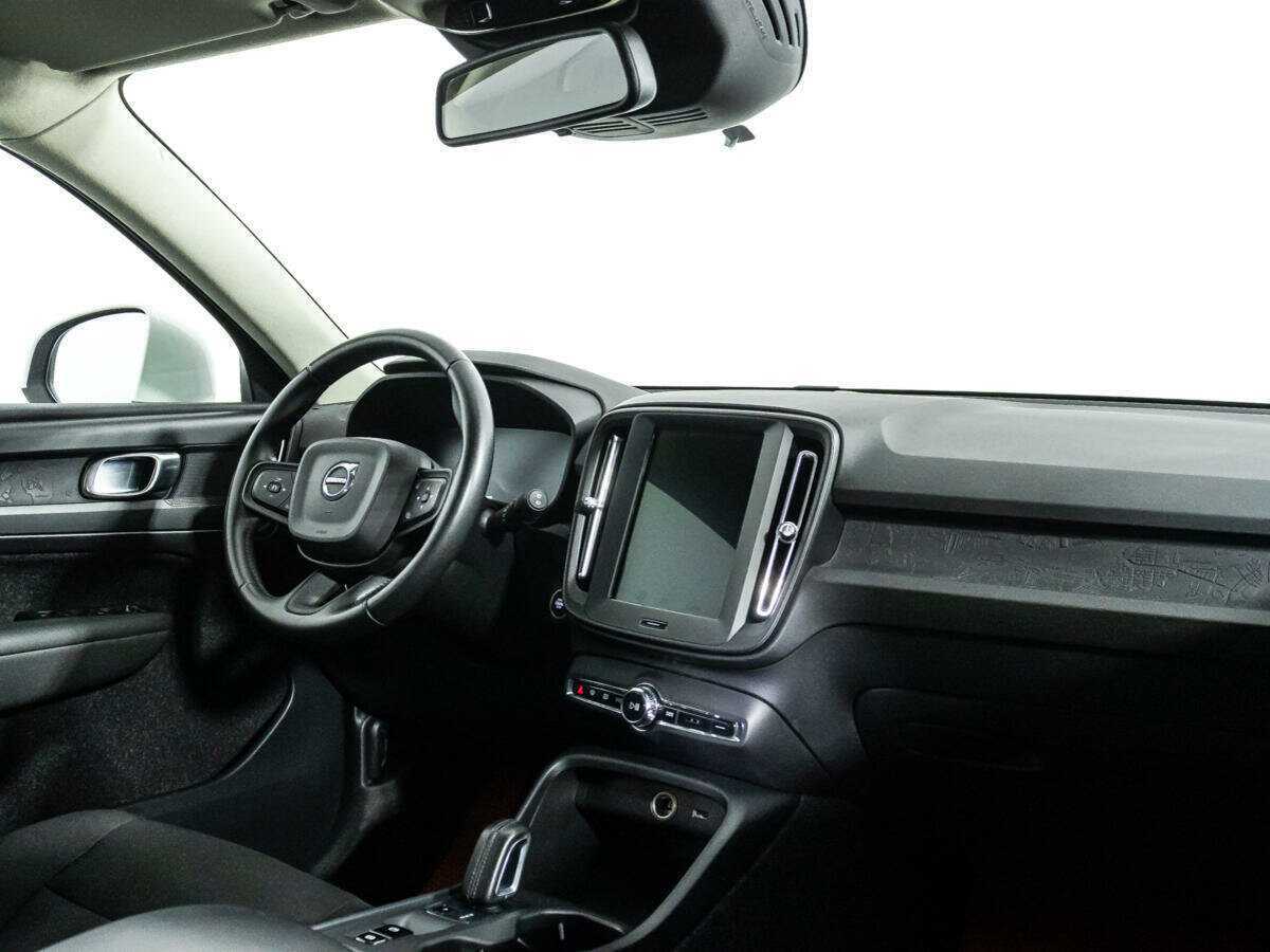 Купить Volvo XC40, 2018, 149 672 км, фото №9
