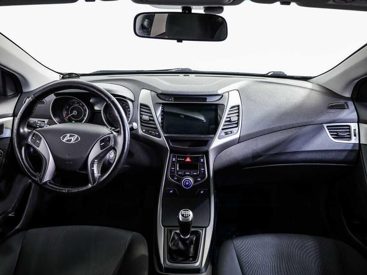 Купить Hyundai Elantra, 2015, 137 566 км, фото №9