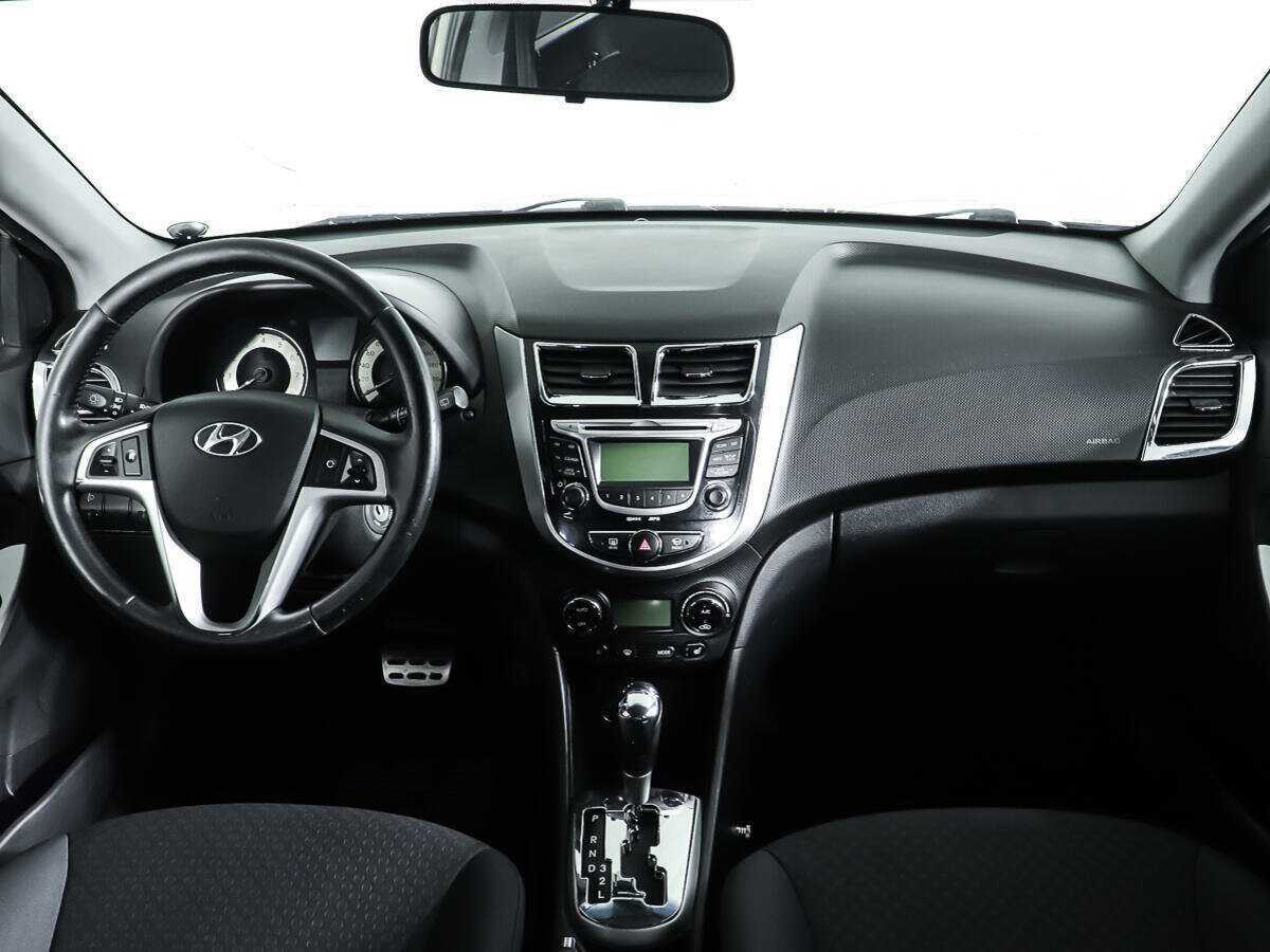 Купить Hyundai Solaris, 2012, 178 384 км, фото №10
