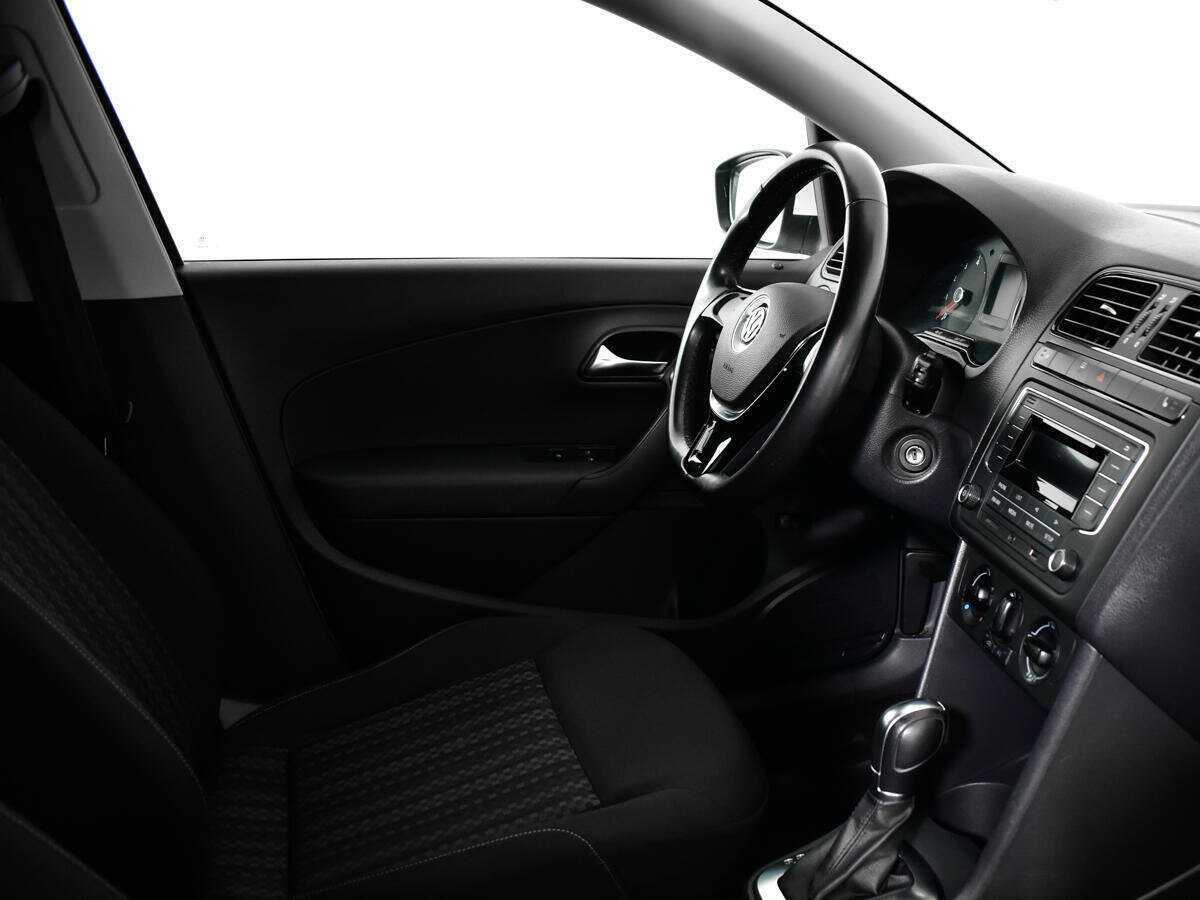 Купить Volkswagen Polo, 2015, 91 254 км, фото №5
