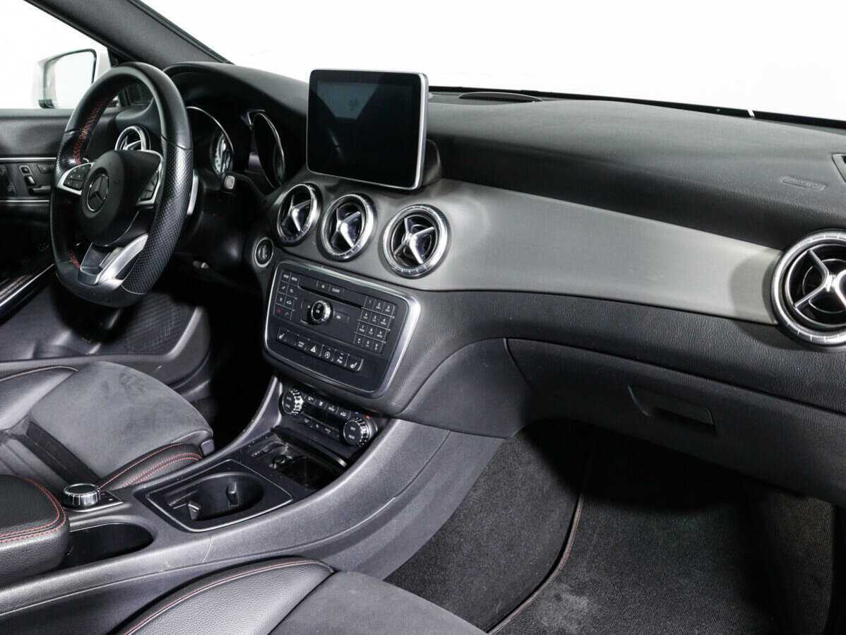Купить Mercedes-Benz CLA 200, 2016, 103 000 км, фото №6