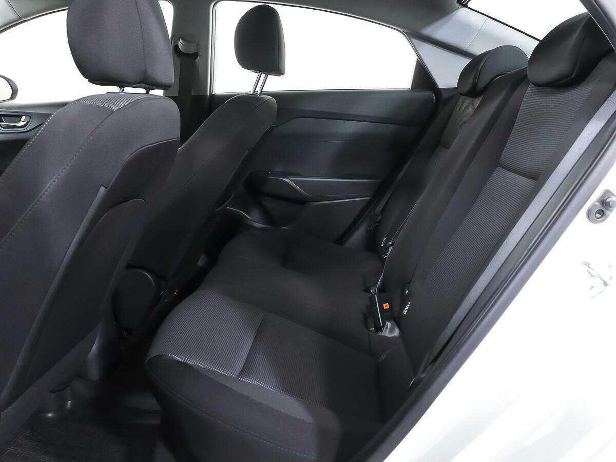 Купить Hyundai Solaris, 2019, 79 749 км, фото №9