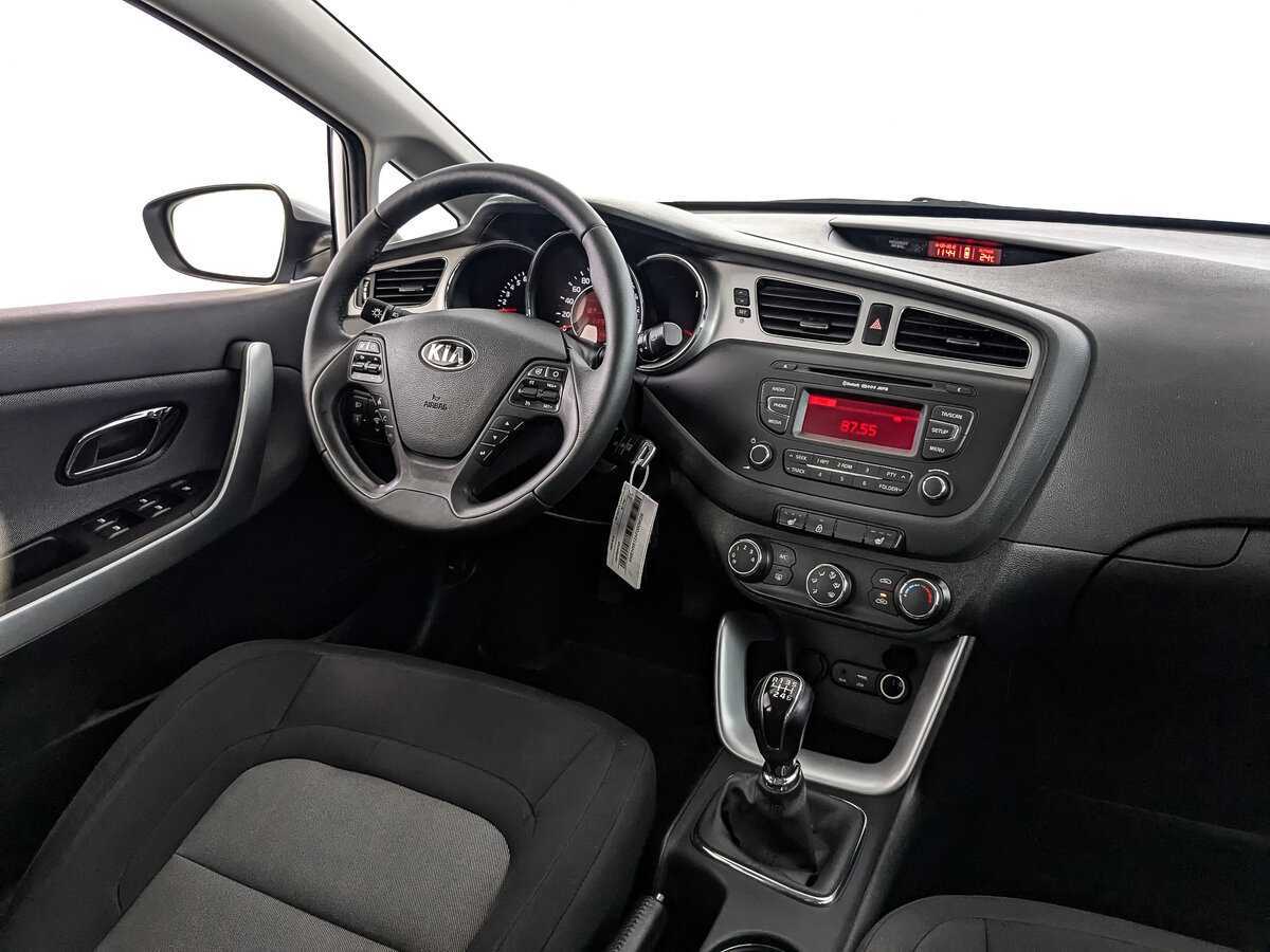 Купить Kia Ceed, 2015, 40 426 км, фото №17