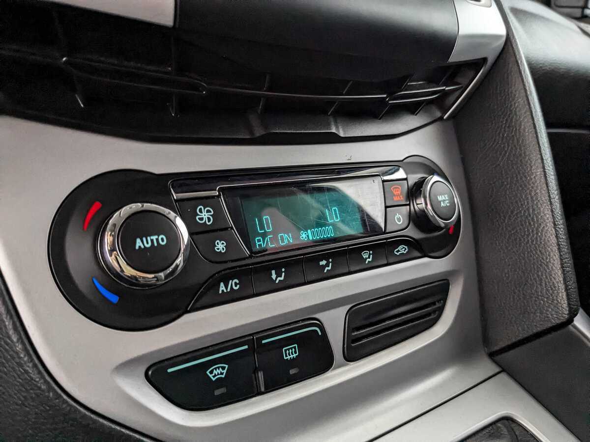 Купить Ford Focus, 2012, 163 675 км, фото №21