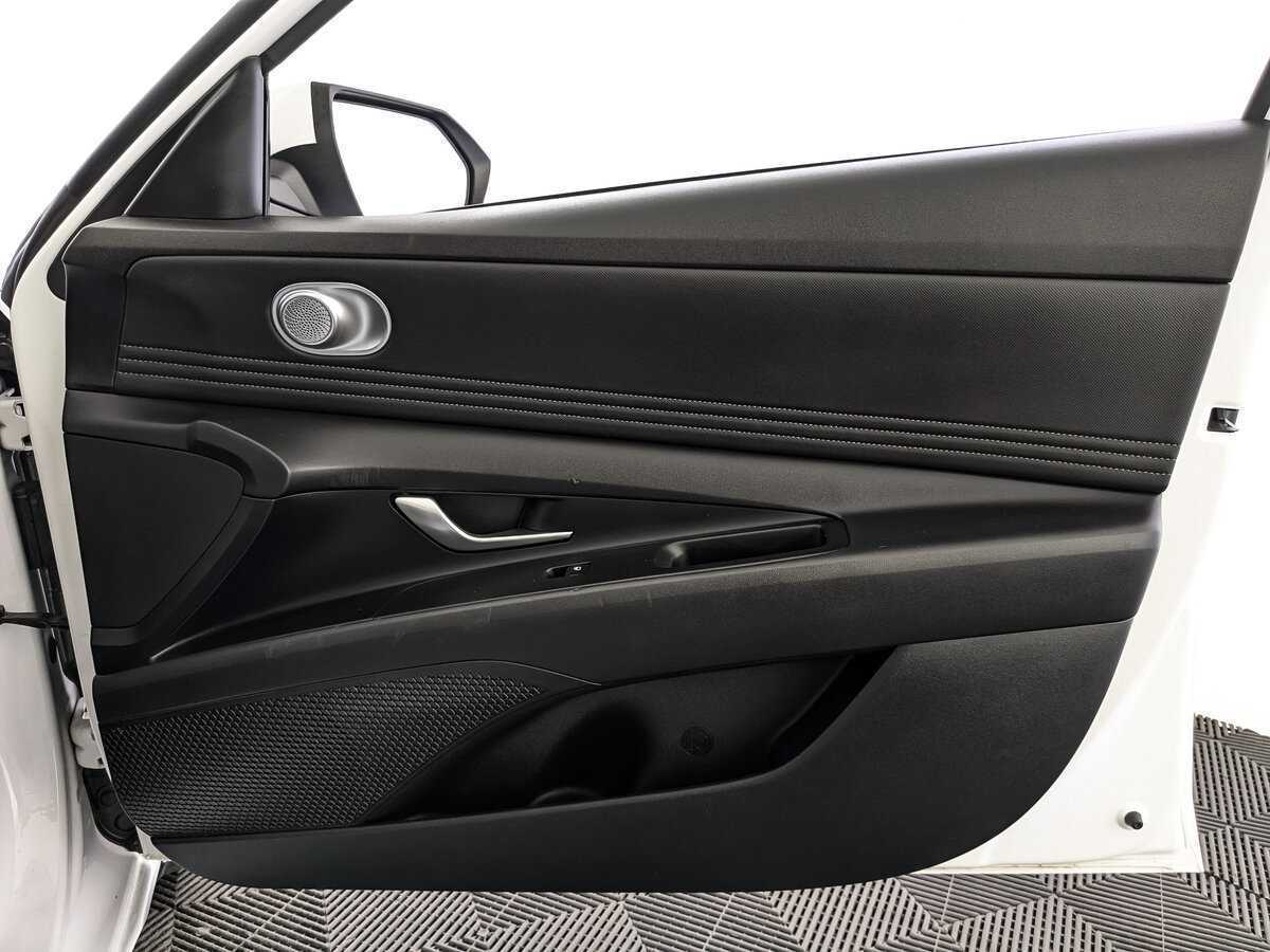 Купить Hyundai Elantra, 2022, 39 268 км, фото №21