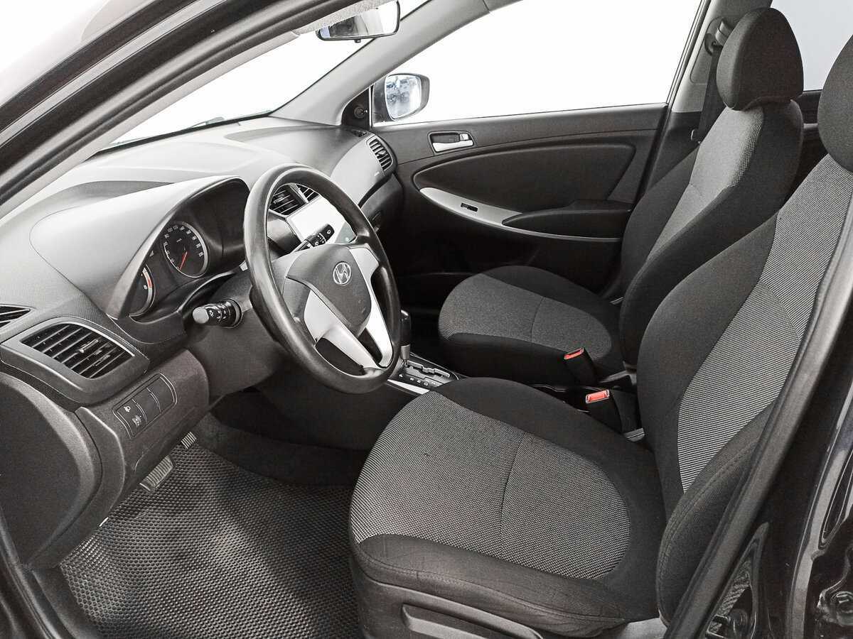 Купить Hyundai Solaris, 2013, 150 554 км, фото №16
