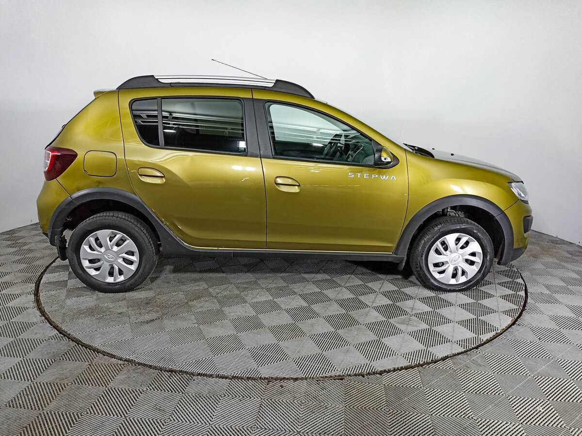 Купить Renault Sandero, 2017, 219 996 км, фото №4