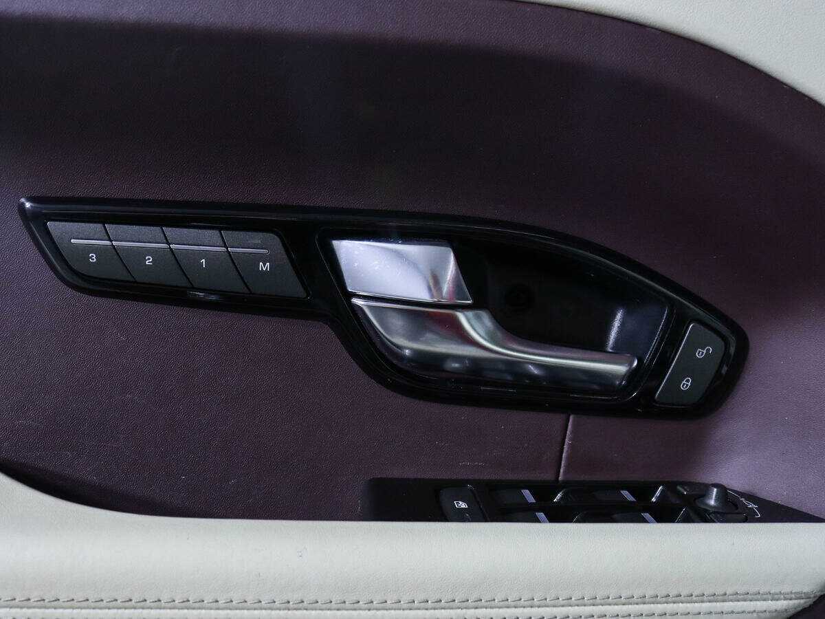 Купить Land Rover Range Rover Evoque 6-speed, 2013, 106 700 км, фото №16