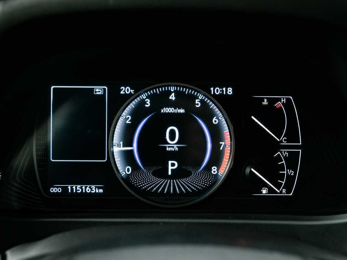 Купить Lexus UX 200, 2021, 115 000 км, фото №10