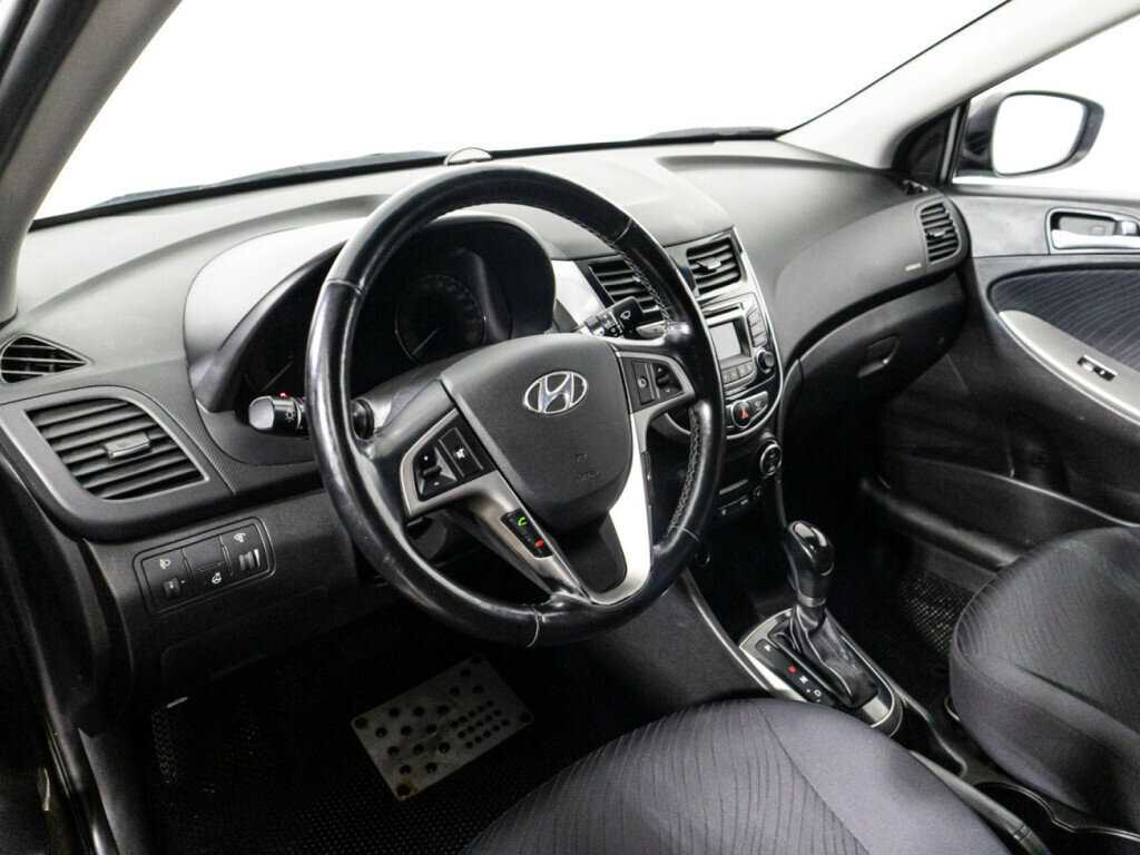 Купить Hyundai Solaris, 2015, 99 685 км, фото №11