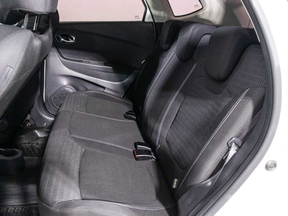 Купить Renault Kaptur, 2017, 83 636 км, фото №10