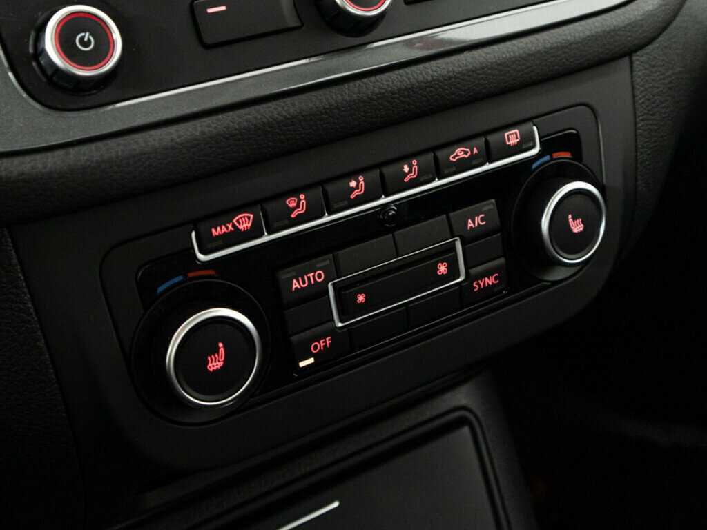 Купить Volkswagen Tiguan, 2012, 124 000 км, фото №16