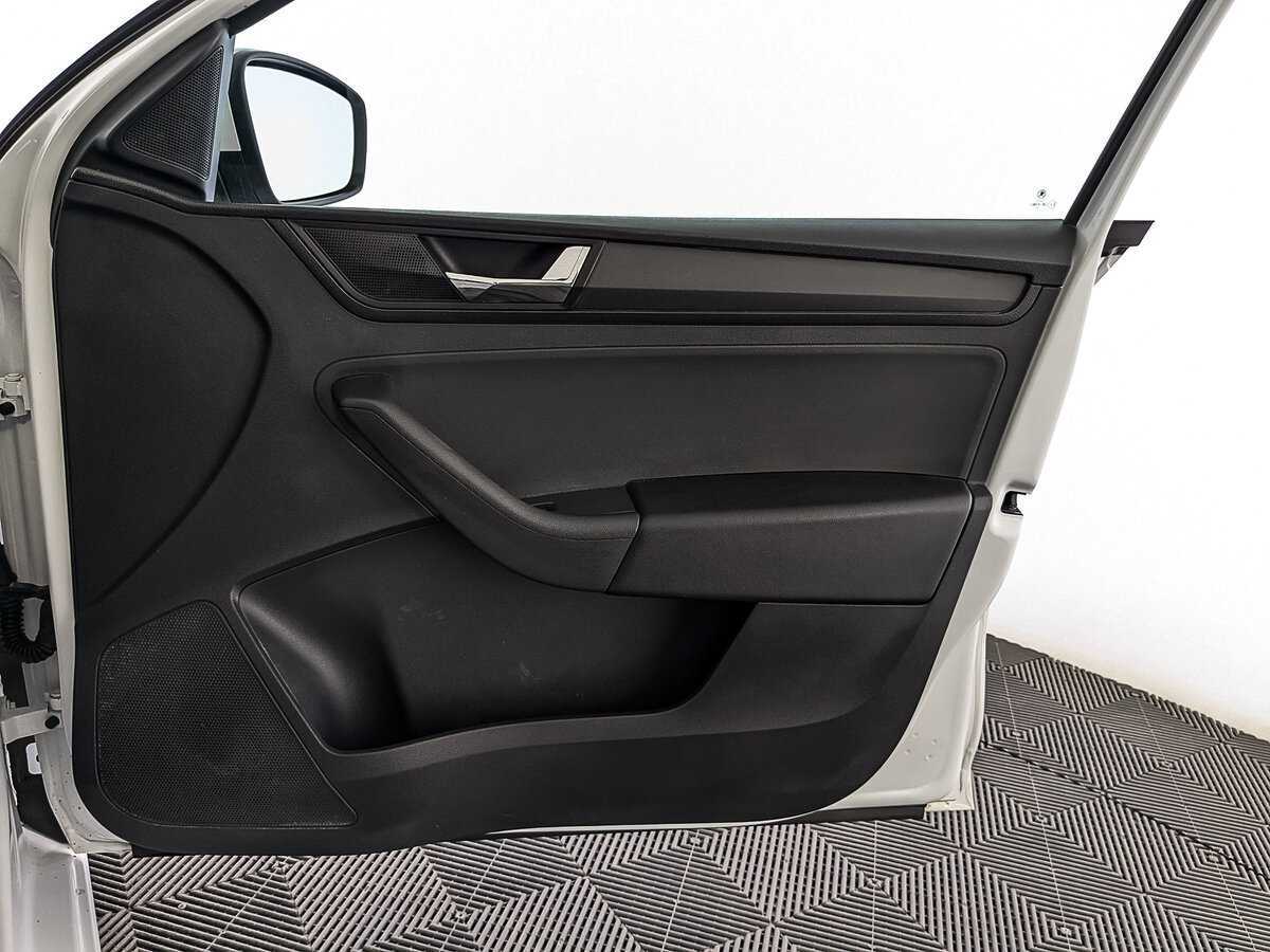 Купить Skoda Rapid, 2019, 86 186 км, фото №22