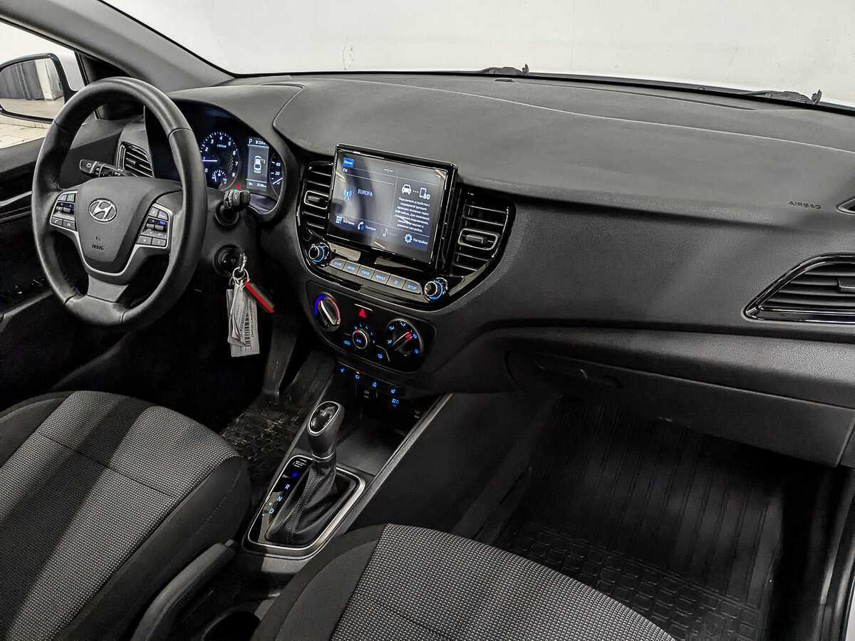 Купить Hyundai Solaris, 2022, 35 382 км, фото №13