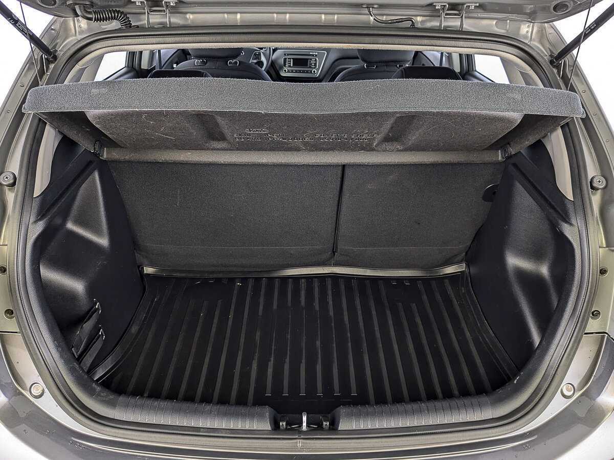 Купить Kia Rio, 2016, 76 303 км, фото №10