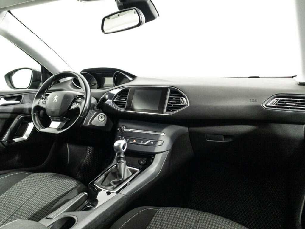 Купить Peugeot 308, 2018, 193 294 км, фото №9
