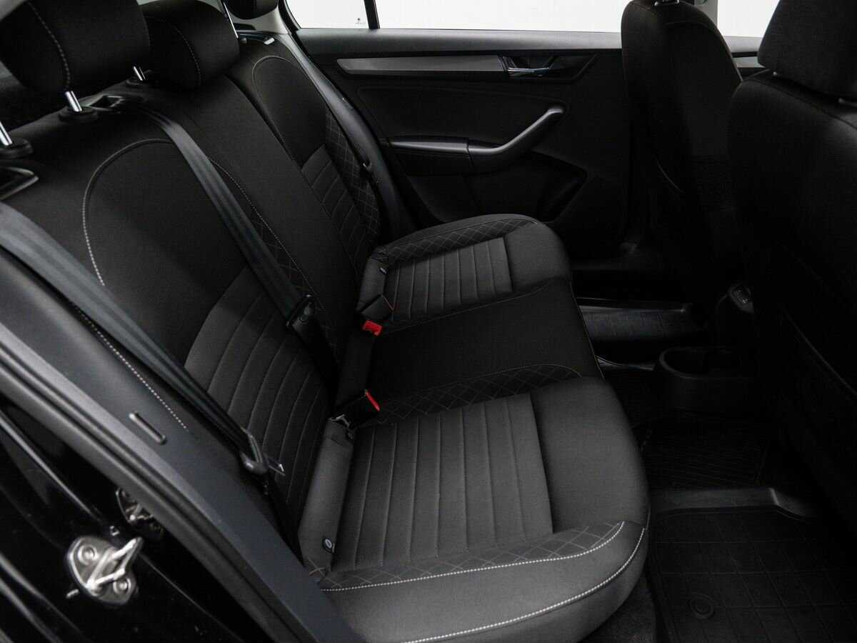 Купить Skoda Rapid, 2018, 87 000 км, фото №8