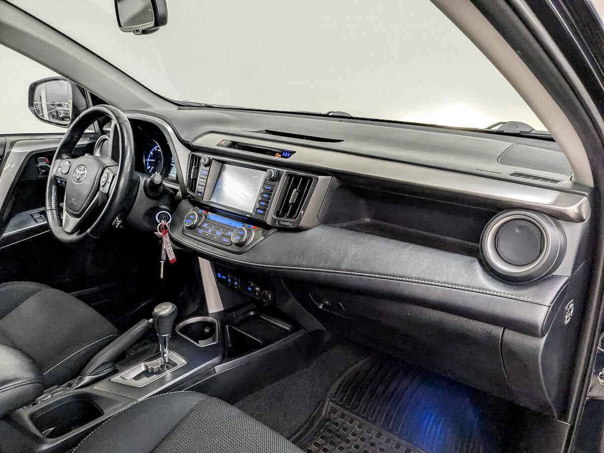 Купить Toyota RAV4, 2017, 113 759 км, фото №11