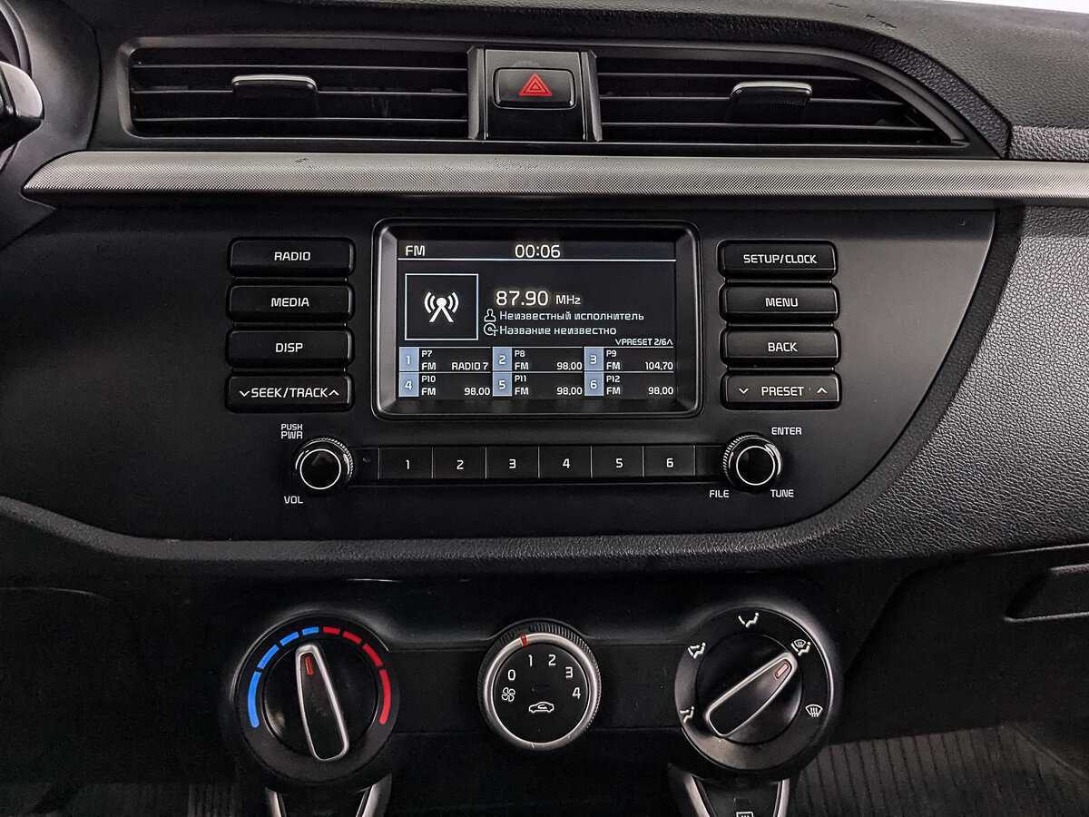 Купить Kia Rio X-Line, 2019, 181 335 км, фото №14