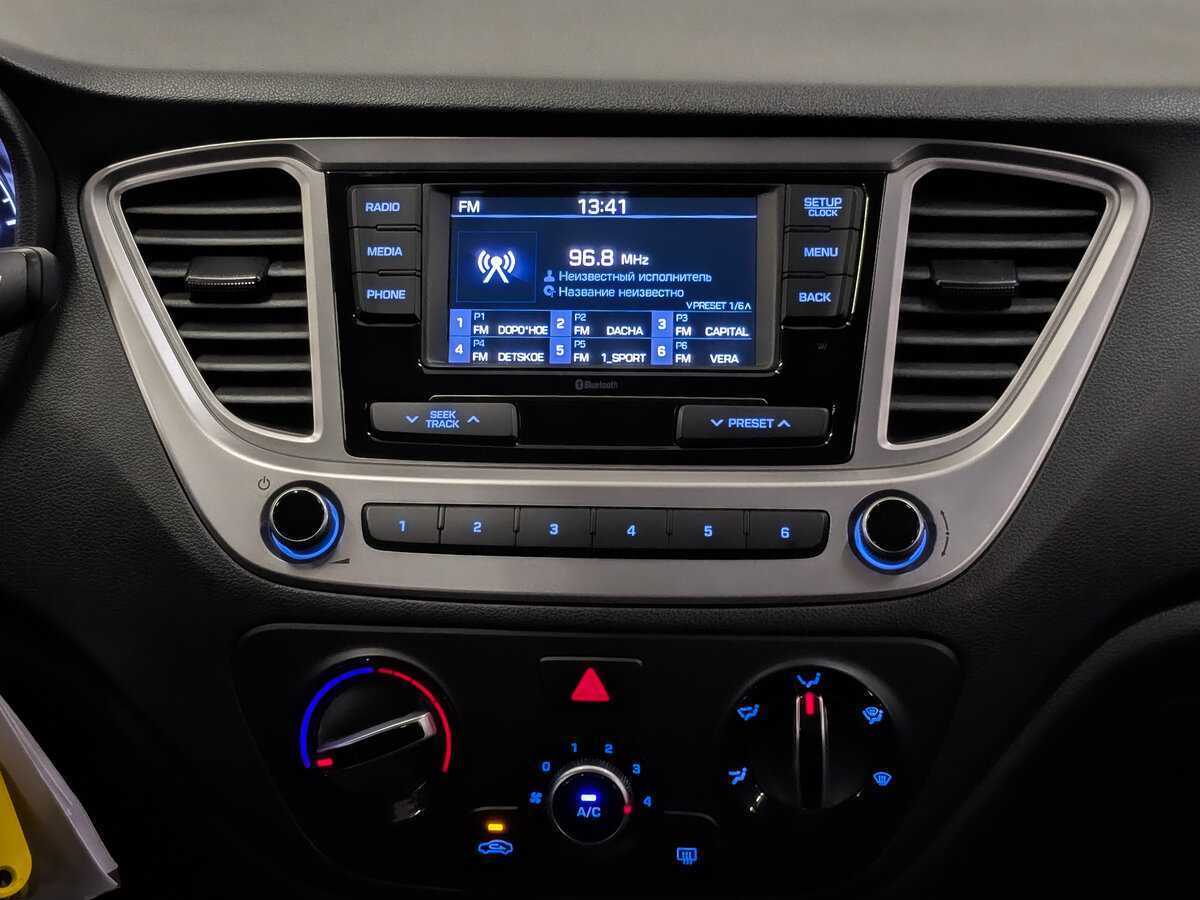 Купить Hyundai Solaris, 2021, 90 079 км, фото №15