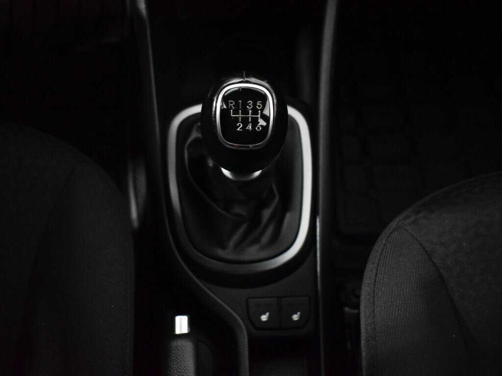 Купить Kia Rio, 2016, 70 000 км, фото №12