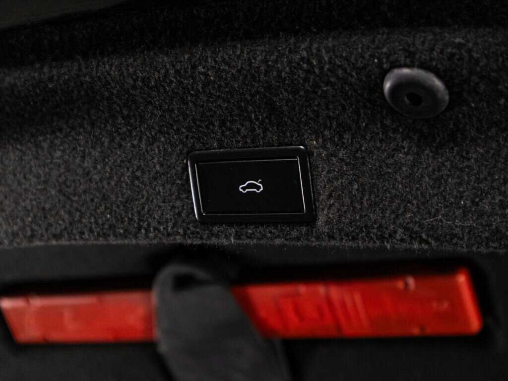 Купить Volkswagen Passat, 2016, 102 572 км, фото №15