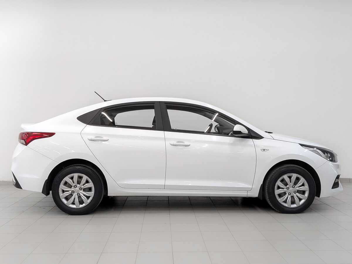 Купить Hyundai Solaris, 2017, 86 342 км, фото №4