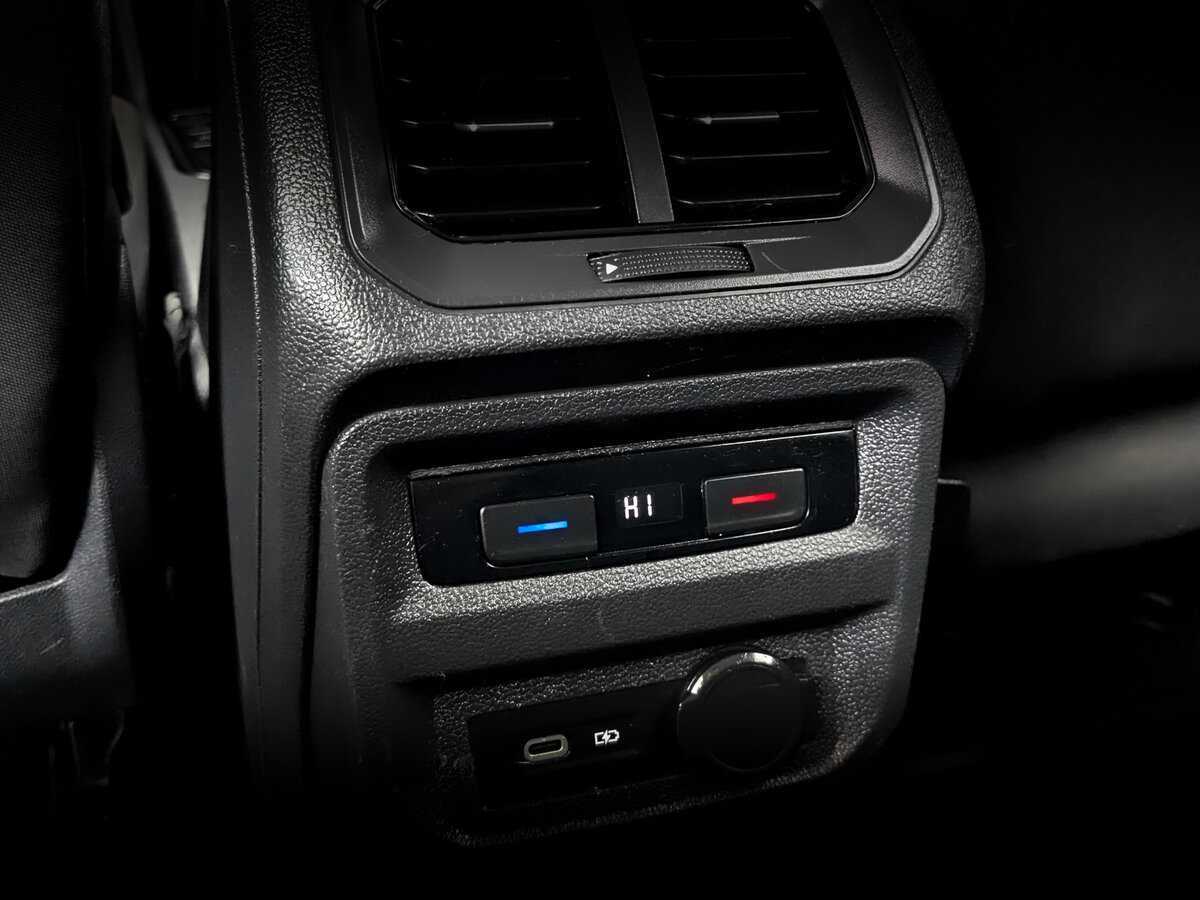 Купить Volkswagen Tiguan, 2021, 159 893 км, фото №26