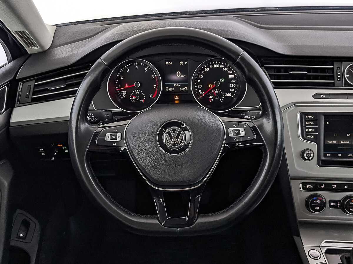 Купить Volkswagen Passat, 2016, 135 253 км, фото №21
