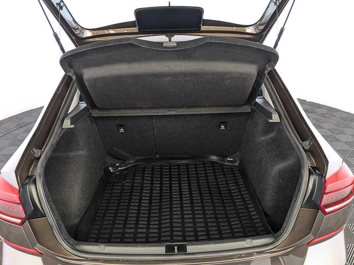 Купить Volkswagen Polo, 2020, 83 403 км, фото №10