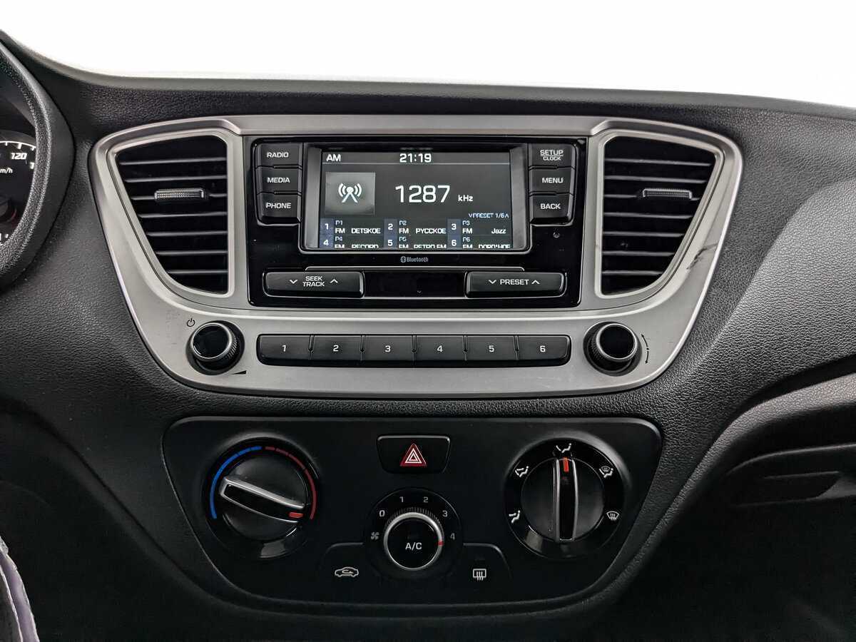 Купить Hyundai Solaris, 2021, 75 353 км, фото №17