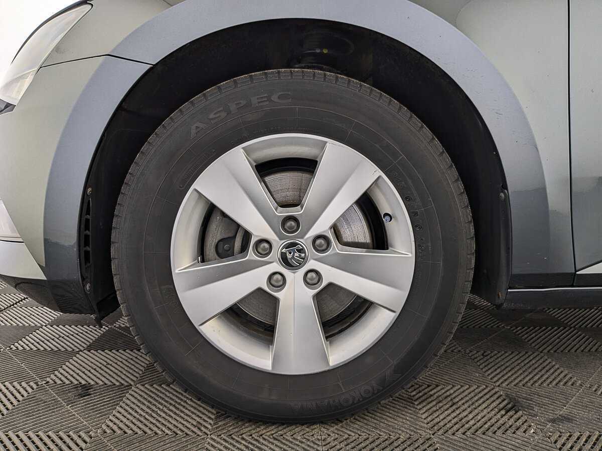 Купить Skoda Superb, 2019, 136 655 км, фото №12