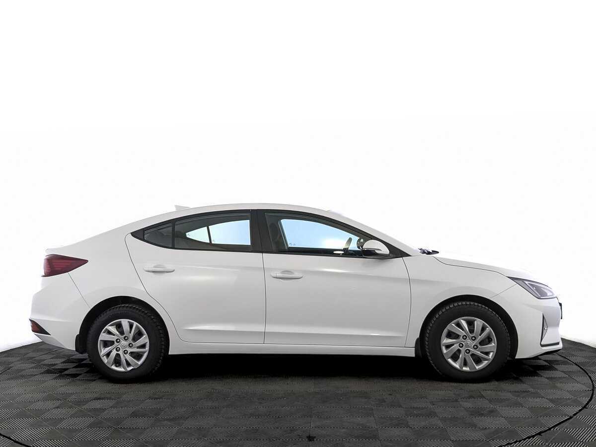 Купить Hyundai Elantra, 2019, 57 562 км, фото №4