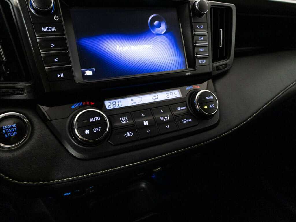 Купить Toyota RAV4, 2017, 122 563 км, фото №20