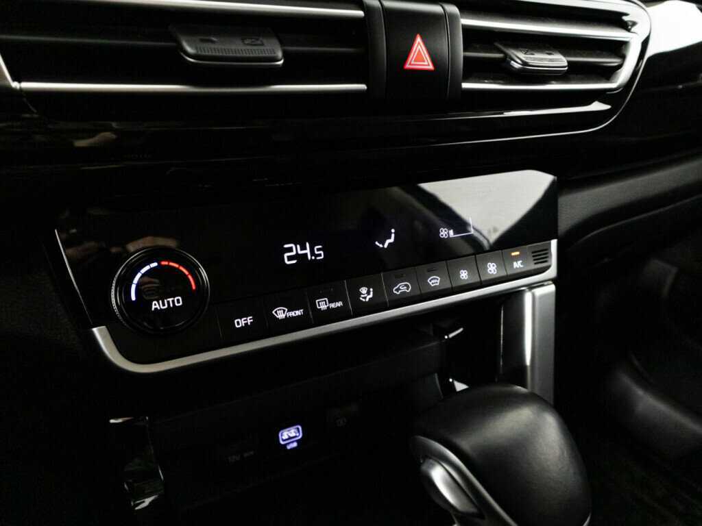 Купить Kia Seltos, 2021, 56 872 км, фото №21