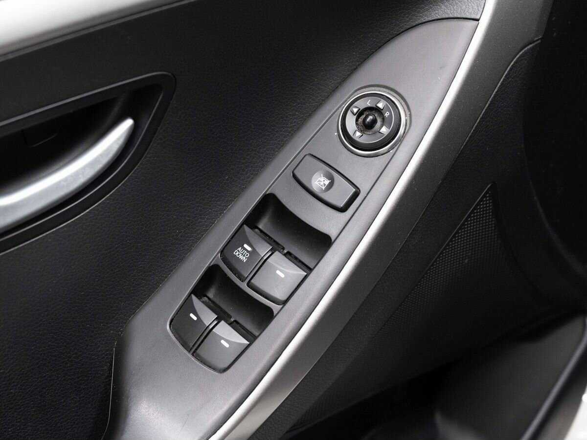 Купить Hyundai i30, 2013, 177 420 км, фото №15