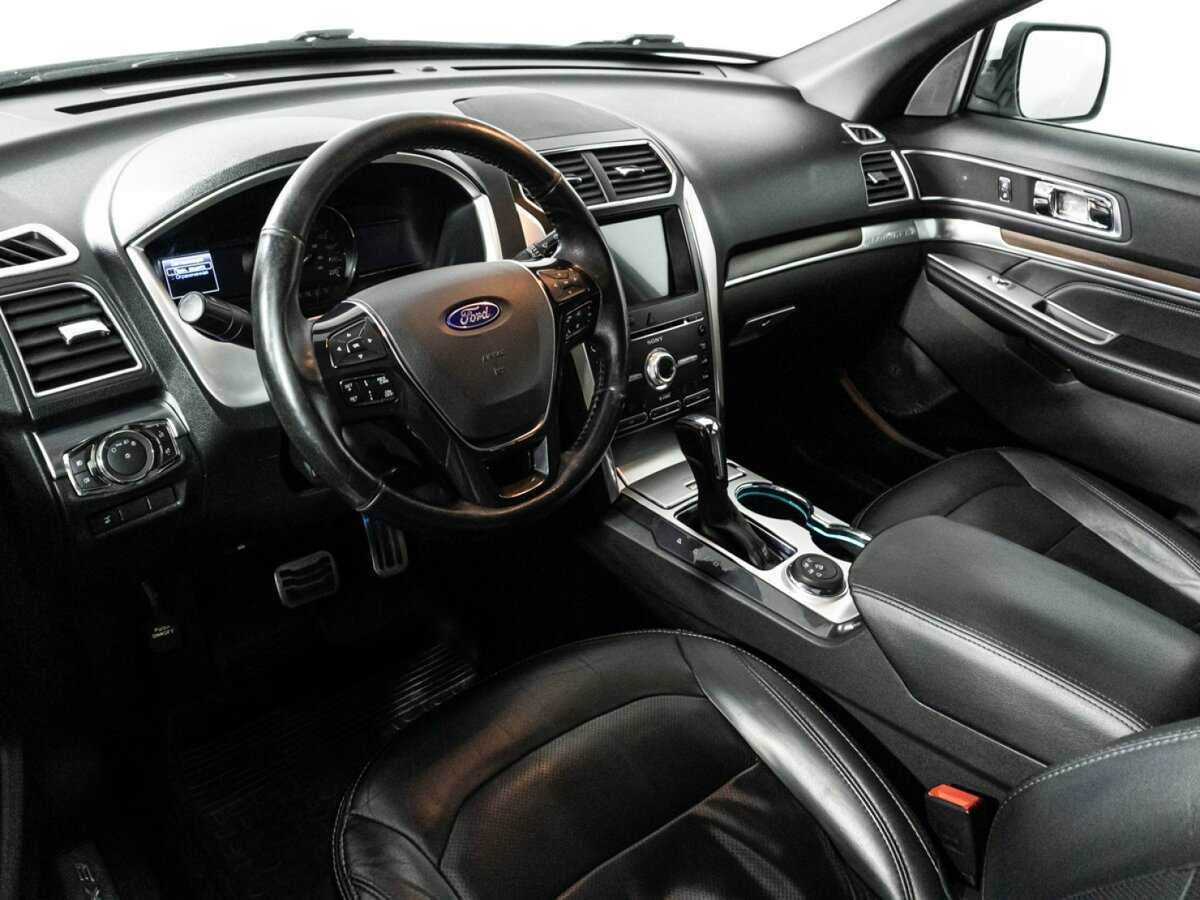 Купить Ford Explorer, 2017, 163 119 км, фото №11