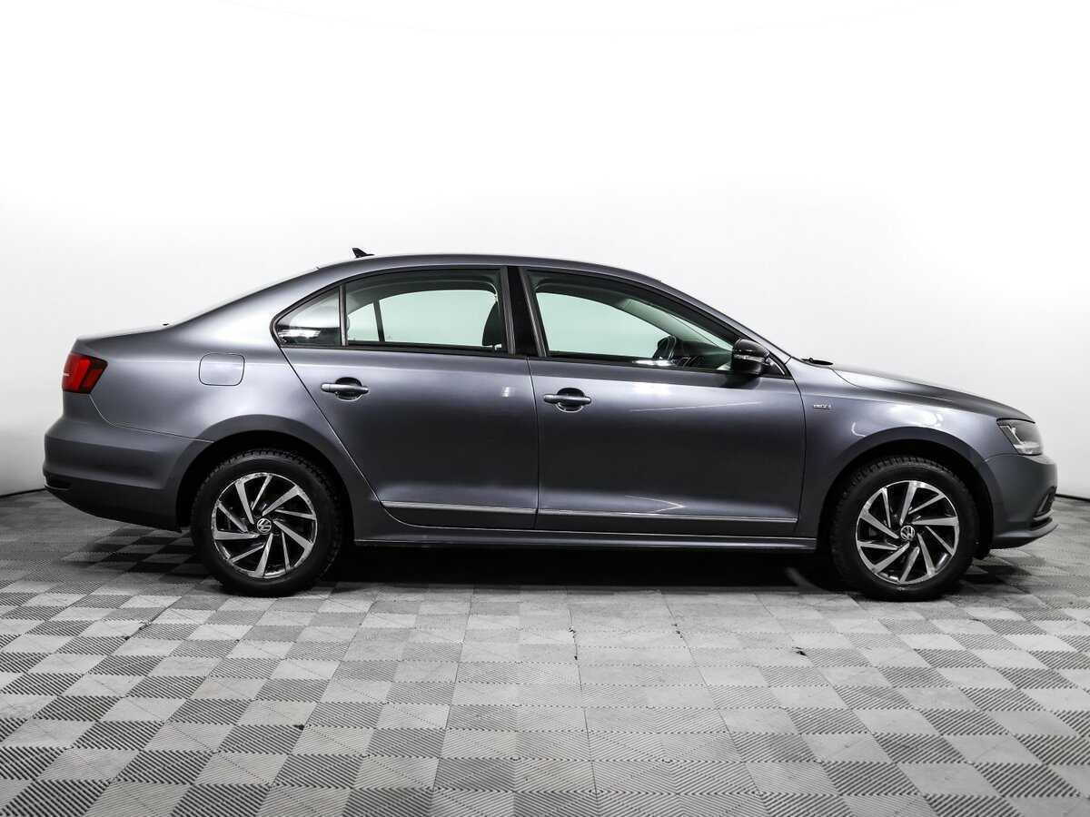 Купить Volkswagen Jetta, 2017, 66 437 км, фото №4