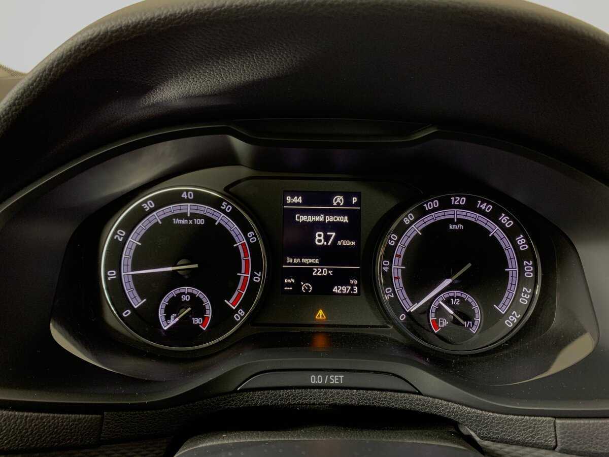 Купить Skoda Karoq, 2020, 98 431 км, фото №15