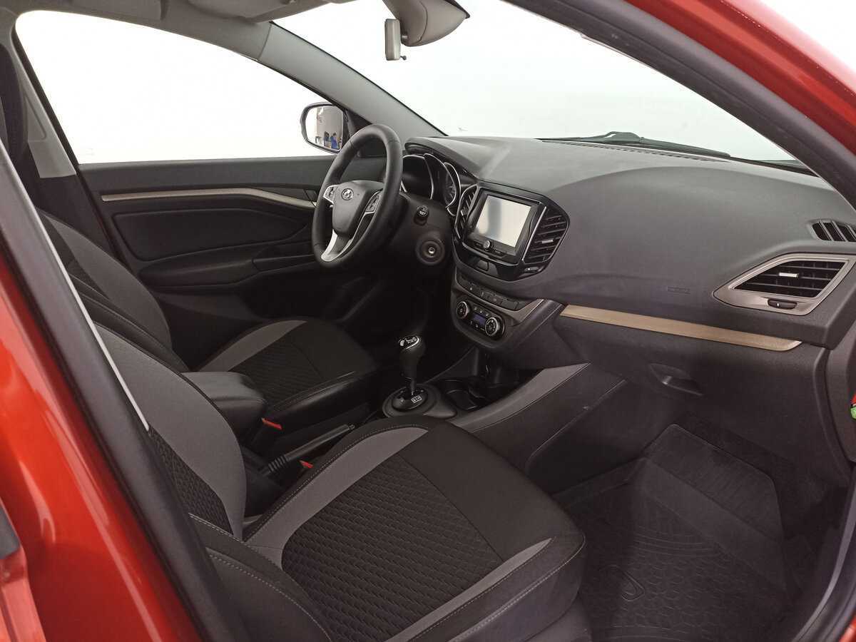 Купить Lada (ВАЗ) Vesta SW, 2019, 91 002 км, фото №11