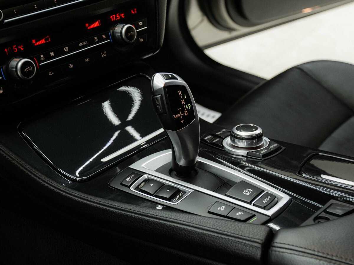 Купить BMW 5 серии 528i, 2012, 158 000 км, фото №13