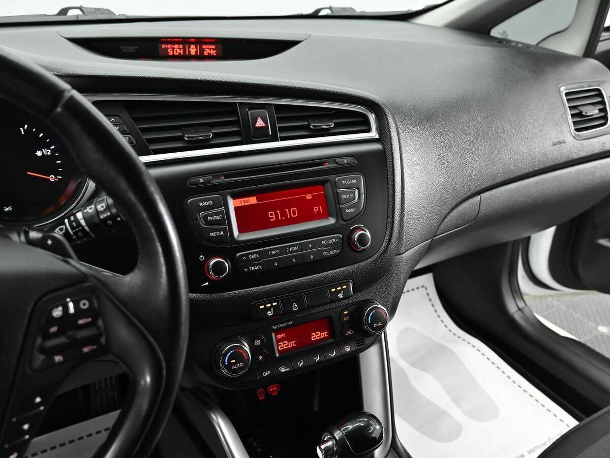 Купить Kia Ceed, 2017, 82 000 км, фото №11