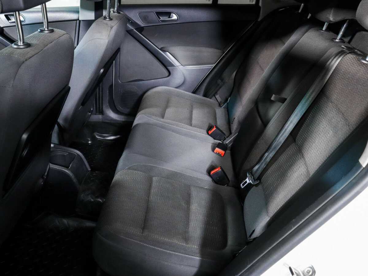 Купить Volkswagen Tiguan, 2015, 121 218 км, фото №10